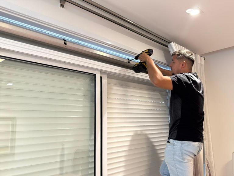 Reparo - Janelas e Persianas